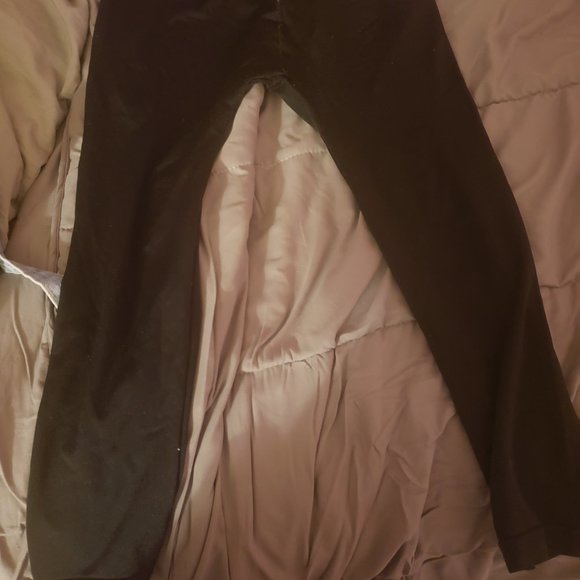 clothes - Picture 12 of 16